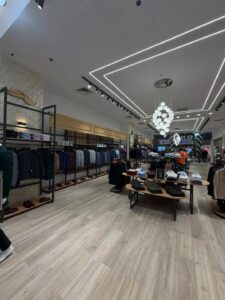 Finisaje interioare premium si design modern apartament